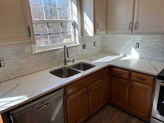 New quartz counter top