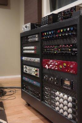 Compression and microphone preamps