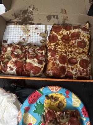 Little Caesars Pizza