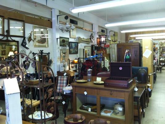 Several Antique Vendors