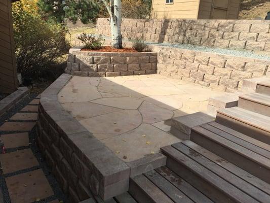 Various types of retaining walls to provide lounging and access