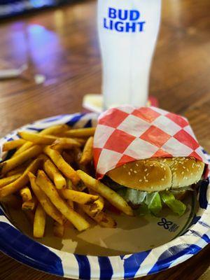 Cheeseburger and fries combo