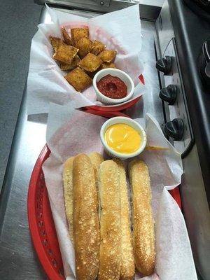 Fried Ravioli and Breadsticks