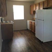 Clean nice newer apartments with Washer/Dryer Connections