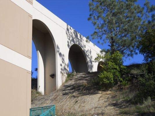 Spencer/Hoskins Glendale College Elevator tower. Design assistance, R. Wootton