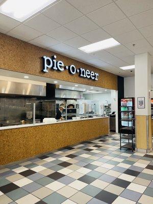 Pie-o-neer Pizza Bar