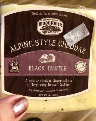 This cheese -- YES, YES, YES! $5 is a bargain for this flavor~