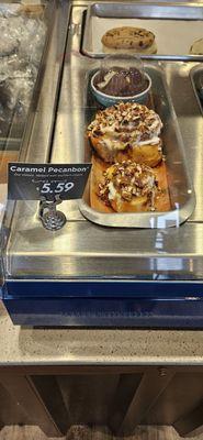 Cinnabon rolls