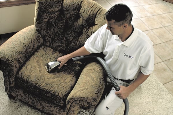 Professional Upholstery Cleaning Lowell, MA