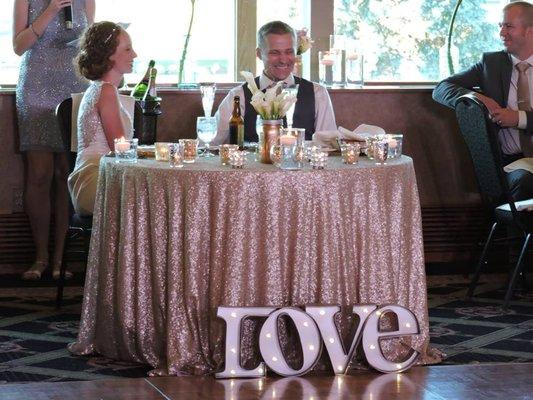 Sweetheart table