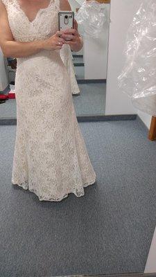 Thao was able to hem my bridal gown in less than a week and she did a beautiful job!