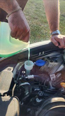 Free windshield fluid top off with every mobile service!