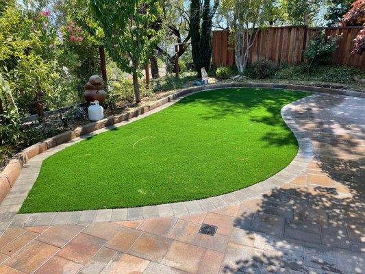 Designer: Gabriel
Manufacture: Watersavers
Product: Turf