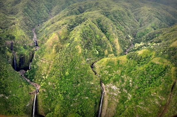 Many, many big waterfalls