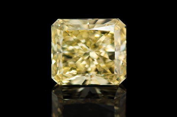 5.01 carat Fancy Yellow Diamond