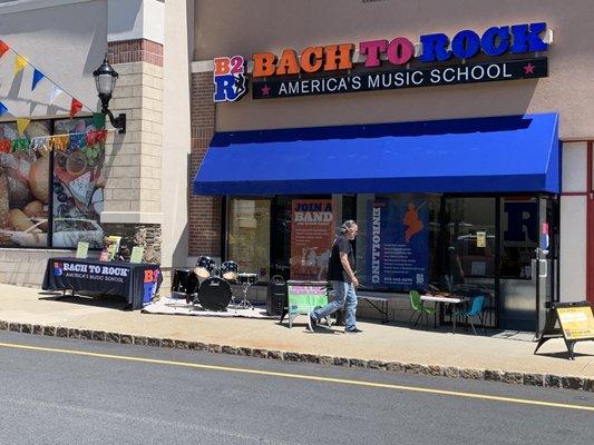 Bach To Rock Denville NJ - Front of School in Denville Commons Center on NJ-10.