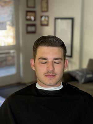 Basic men's haircut