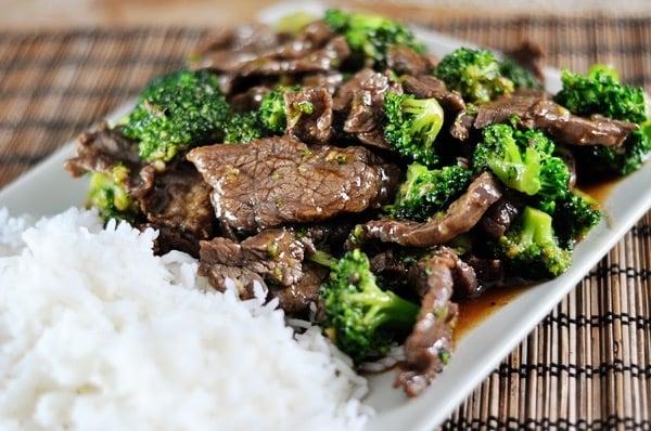 beef broccoli with white rice