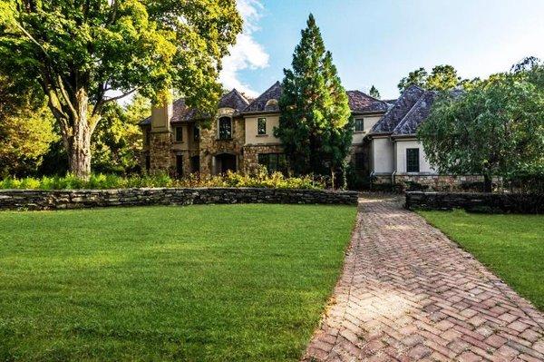 Saddle Brook- Mansion