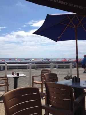 Nice oceanfront view for breakfast!