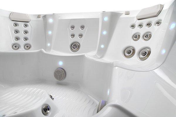 Hot Spring Spas Limelight