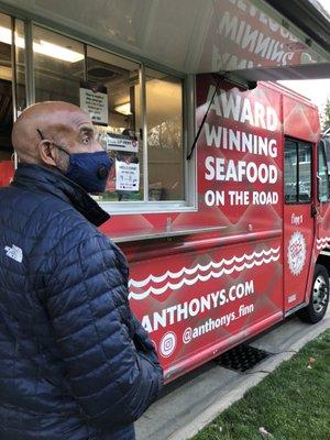 Food truck at Ashbrook neighborhood