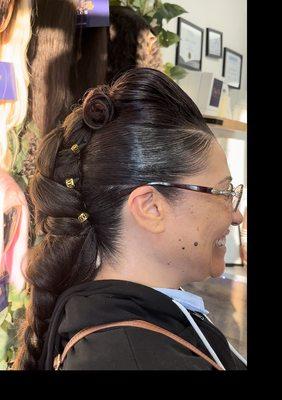 updo by Delitha