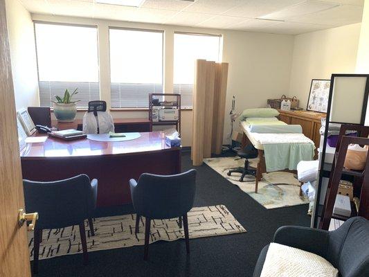 Main acupuncture treatment room to help treat chronic pain and illnesses.