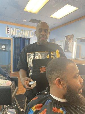 Barbershop "OMGAWD_CRISPYYY" San Bernardino offering high quality hair cuts for men. Visit us: 199 WEST BASELINE ST SUITE C SAN BERNARDINO