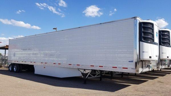 Semi-trailers for rent