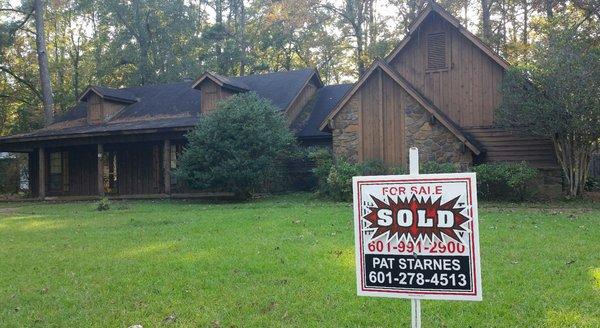 SOLD sign in 39047