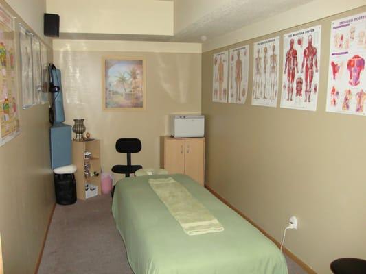 Our relaxing massage room.