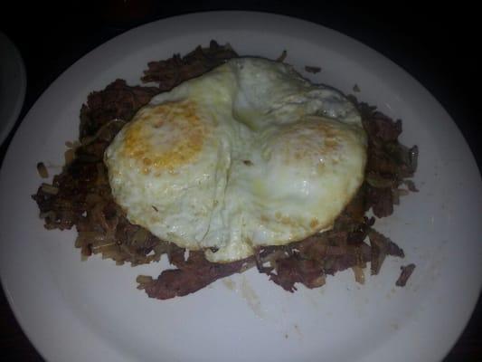 Corn beef hash & eggs