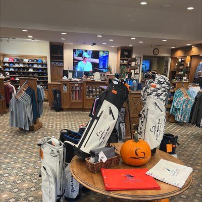 Golf shop