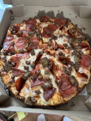 Placed a order # 403 today 4/1/23 Cheesy pizza