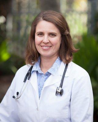 Dr. Nicole Yezman, ND, LAc