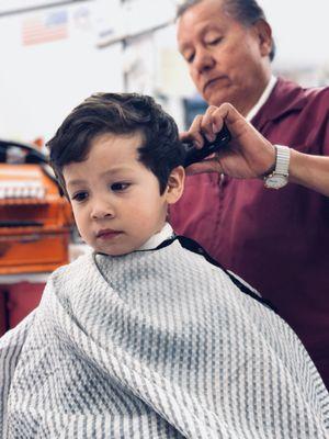 Luis' Barber Shop