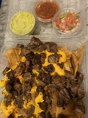 Carne asada nachos