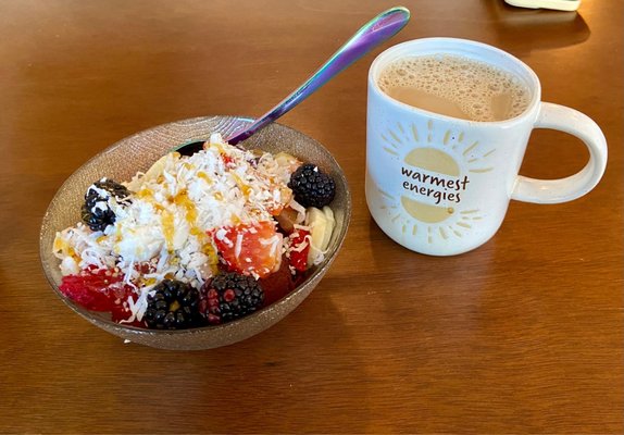 Açaí bowl and delicious coffee