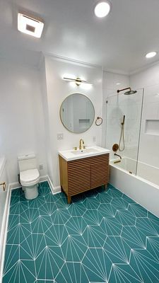 Complete Bathroom.