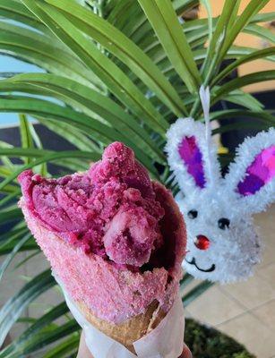 Dairy-free raspberry & waffle cone with strawberry cream