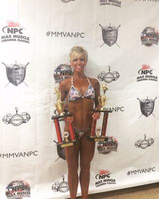 Donna, figure winner x2