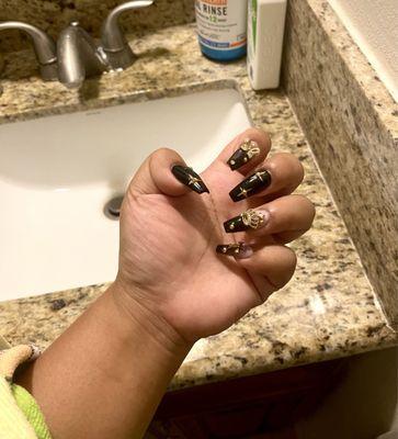 Gel X, black nails w/charms