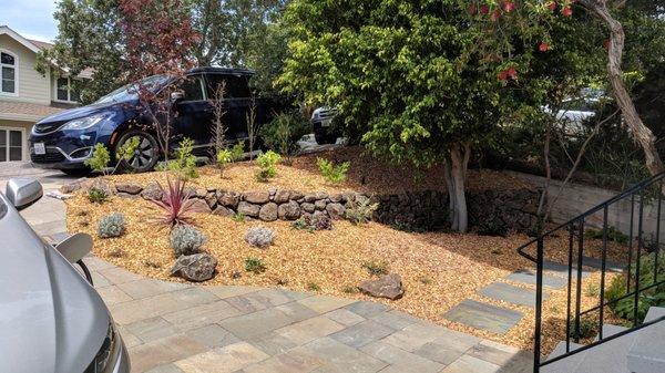 Transformed front yard and driveway by Artscapes