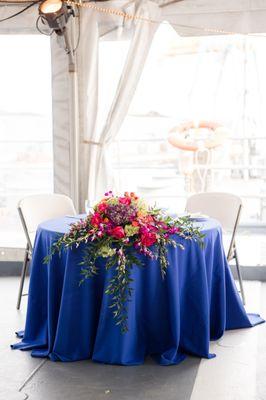 Sweetheart table