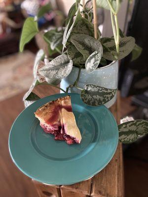 Peach and Marionberry Pie