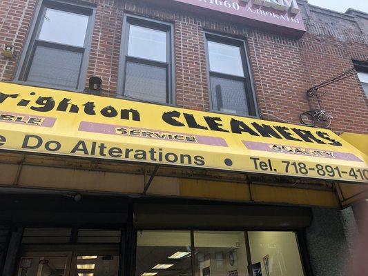 outside of this dry cleaner