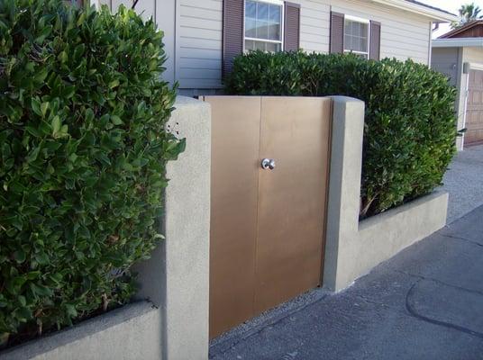 Sheet metal gate