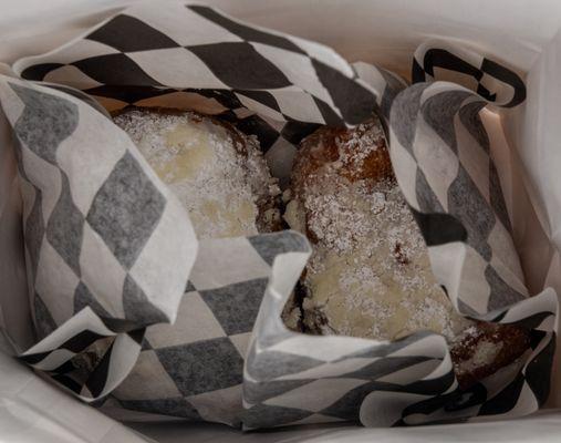 Beignets! (keepsmilingphoto.com)