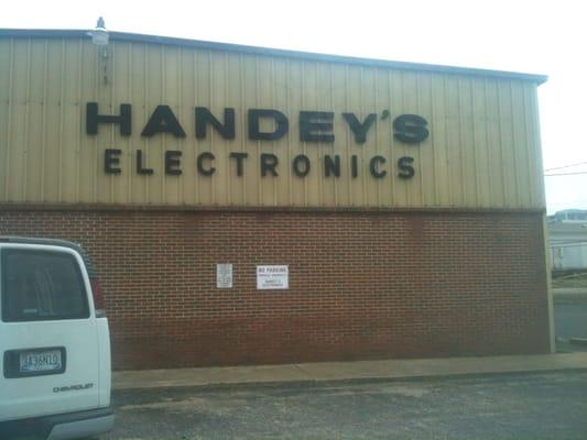 Handey's Electronic Center